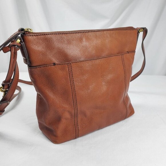 Fossil Women's Brown Crossbody Bag Leather Adjustable Strap Inner Pockets